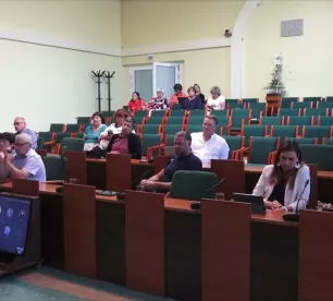 Deputāti saprot, ka ir atbalstījuši A.Krapa priekšlikumu par atbalstu jaunajam talantam