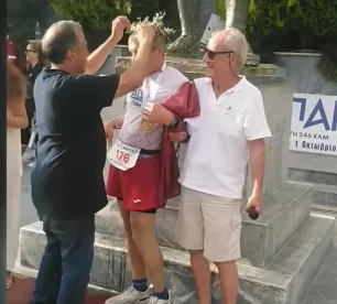 Jēkabpilietis Aivars Bondars pieveic ultramaratonu no Atēnām līdz Spartai