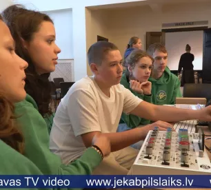 Jēkabpilī jaunieši rada mūziku Agneses Rakovskas vadībā