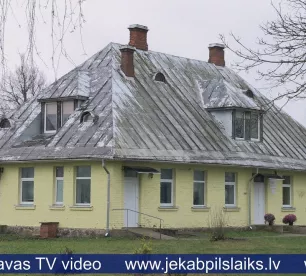 Vietējie iedzīvotāji atjauno Rudzātu ambulances ēku 