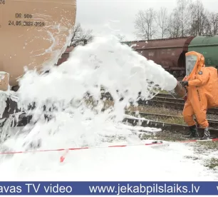 Krustpils stacijā norisinājusies civilās aizsardzības un katastrofu simulācija