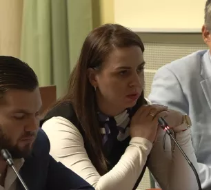 Jēkabpils novada domes deputāte Elīna Serkova jautā par ģimnāzijas direktora konkursu