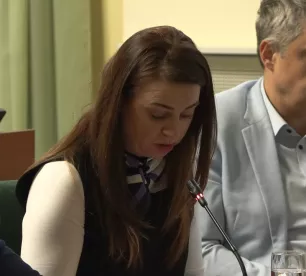 E.Serkova skaidro, ka stāsts ir par 5-6 gadniekiem