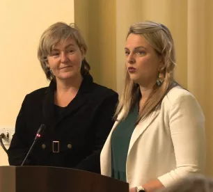 Kultūras pārvalde aicina Jauno gadu uz laukuma sagaidīt pusnaktī nevis 1:00 naktī