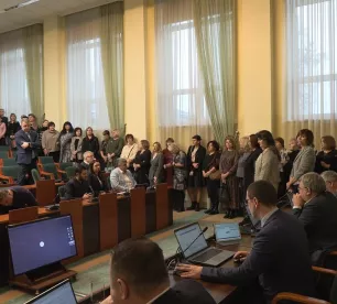 Ģimnāzijas kolektīvs gandrīz pilnā sastāvā ierodas uz domes sēdi