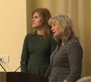 Ģimnāzijas skolotāja: Tā ir ļoti liela nodevība!