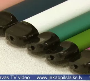 Iedzīvotāji uzskata, ka jaunieši tāpat atradīs veidus kā uzvilkt dūmu