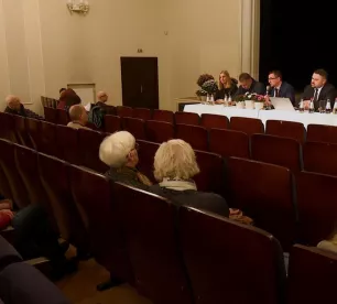 Jēkabpilī par tikšanos ar domes vadību – maza iedzīvotāju interese