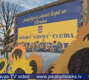 Jaunjelgavā saziedo vairāk nekā 2300 eiro Ukrainas atbalstam