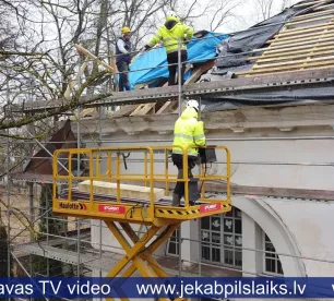 Krustpils luterāņu baznīcas remonta laikā atklāj kara liecības