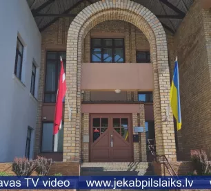 Deputāta krēsls vai esošais amats – trīs Jēkabpils novada jaunie deputāti izvēles priekšā