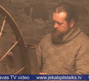 Kad kalējs kļūst par mākslinieku – Līvānos dzimst laika stāsts 