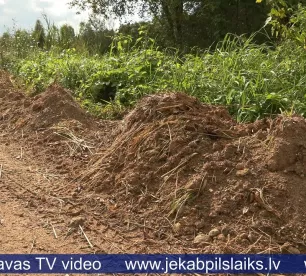 Jēkabpils novada Rites pagastā sūdzas par ceļu greiderēšanas kvalitāti
