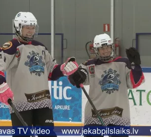 Jēkabpilī sieviešu hokejs uzņem apgriezienus