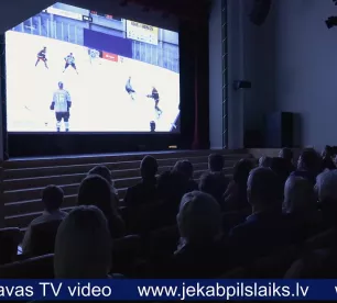 No dīķa līdz lielajam ekrānam – pirmizrādi piedzīvo filma par “Sēļiem”