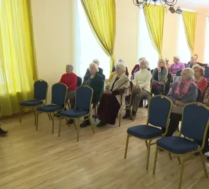 Līvānu seniori apmeklē lekciju par sirds un asinsvadu slimību profilaksi