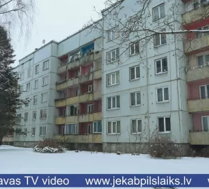 Privātmājās Jēkabpilī uzstāda viedos skaitītājus, dzīvokļu iedzīvotājiem jālemj kopīgi