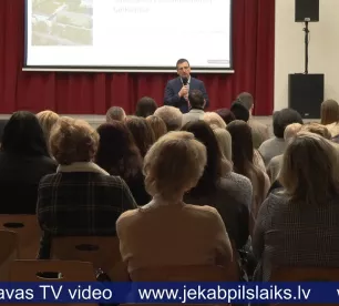 Jūs būsiet spēcīga pamatskola: domes vadība iestājas par Jēkabpils 2. vidusskolas reorganizāciju