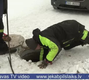Jēkabpilī daudzviet aizsalst ūdensvadi un kanalizācija