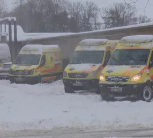 Neatliekamās medicīniskās palīdzības dienestā izsludina ārkārtas situāciju