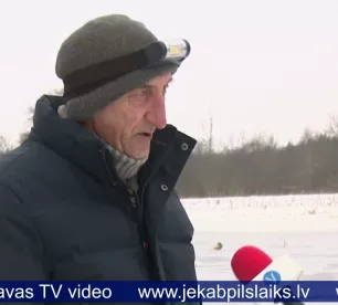 Applūdušas vasarnīcas pie Zeļķu tilta, plūdi skar arī vairākas dzīvojamās mājas