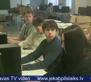 Jēkabpils Valsts ģimnāzijas kolektīvs ir atgriezies savās telpās