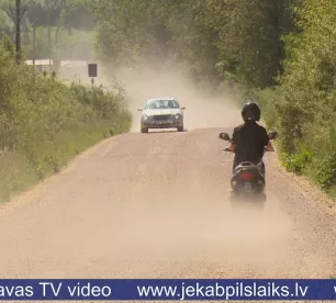 Iedzīvotāji sūdzas par situāciju Veseļu ielā, Jēkabpilī