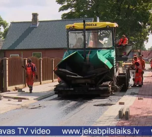 Noslēgumam tuvojas asfaltēšana Andreja Pormaļa ielā