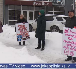 Līvānos notiek pikets pret Stambulas konvenciju