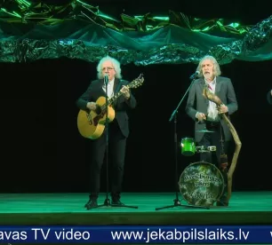 Svinīgi atklāts Jēkabpils Tautas nams