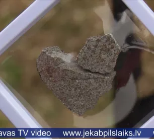 Par godu Neretas meteorīta 160.gadadienai notiek ekspedīcija uz meteorīta krišanas vietām