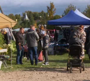 Līvānos aizvadīts Miķeļdienas gadatirgus