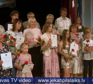 Jēkabpils novads sumina skolēnus un pedagogus par augstiem sasniegumiem olimpiādēs un konkursos
