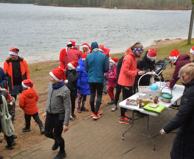 Jēkabpils Mežaparkā aizvadīts Vecgada jampadracis