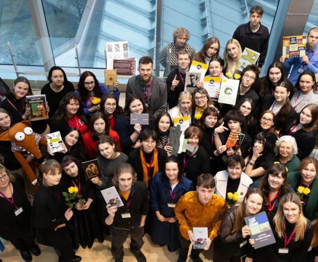 Jēkabpils ģimnāzisti Kultūras kanona finālā aizstāv tautastērpa vērtību