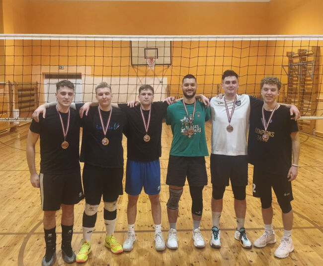 Zināmi tradicionālā 