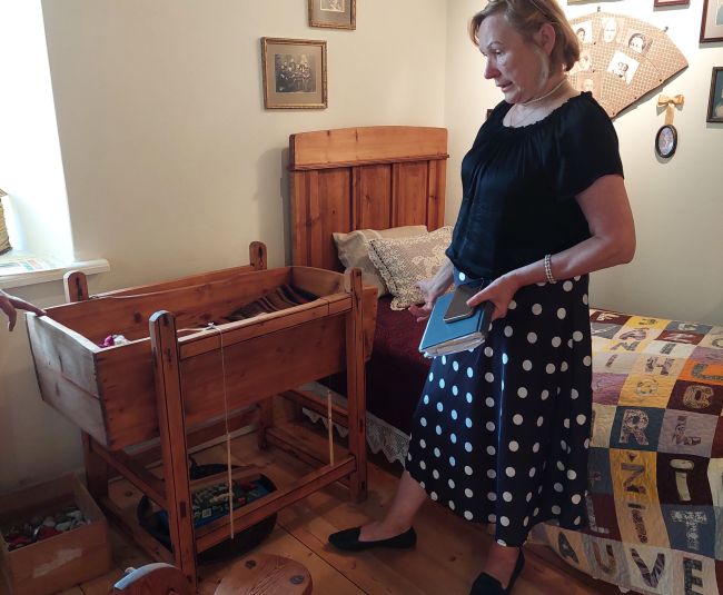 Latvijas Etnogrāfiskā brīvdabas muzeja darbinieki veic Sēlijas izpēti 