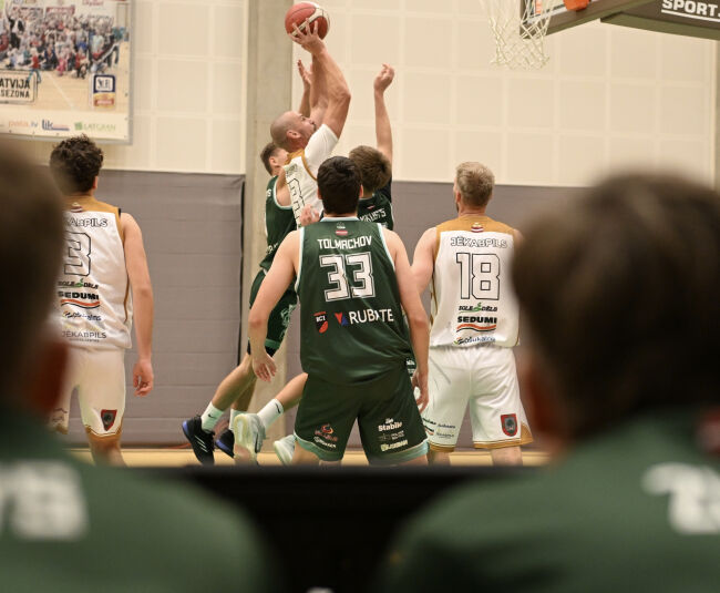 Jēkabpils basketbolisti iesāk sezonu ar sīvu cīņu