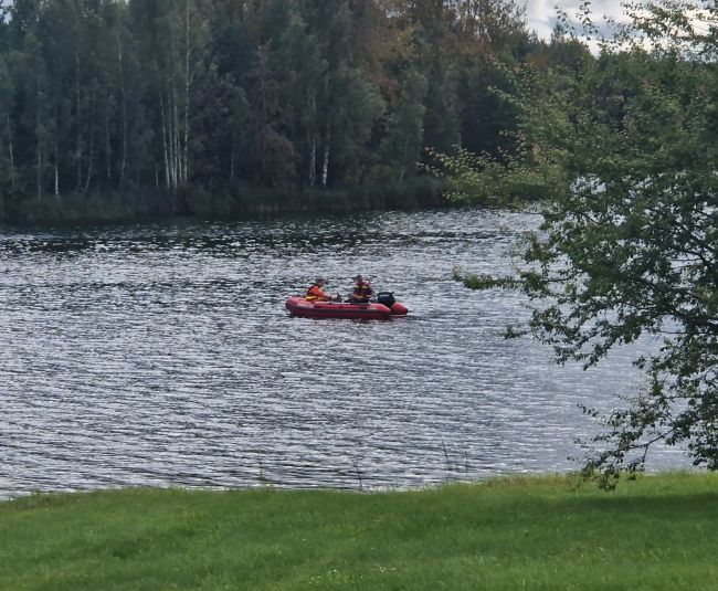 Turpinās Radžu ūdenskrātuvē pazudušā cilvēka meklēšana