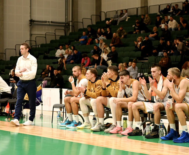 Jēkabpils basketbolistiem pārliecinošas uzvaras savā laukumā