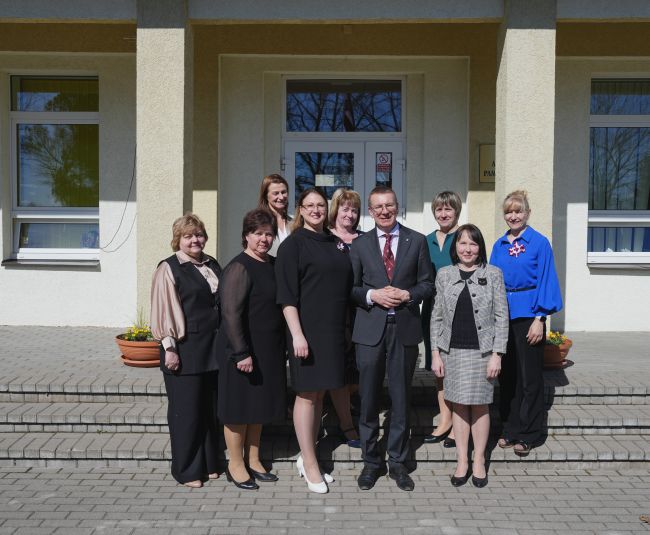 Valsts prezidents apmeklē Pļaviņu vidusskolu un Antūžu pamatskolu