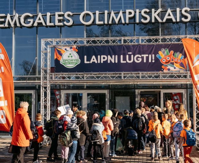 Jēkabpils 3. vidusskolas skolotāja atzīta par atsaucīgāko klases audzinātāju Latvijā