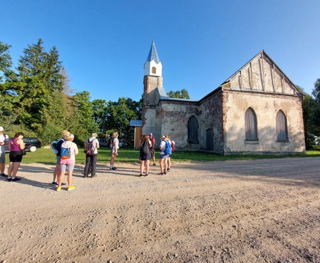 16 dalībnieki dodas ceturtajā Krustpils taku izpētes gājienā