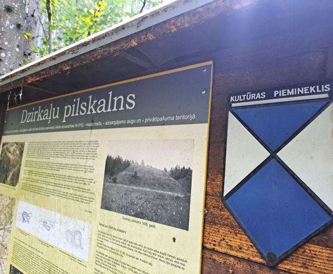 Atklāta grāmata par Latgales pilskalniem