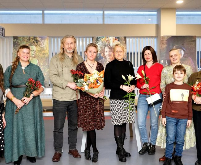 Stacionārā “Gaiļezers” atklāj Mētras Daumes foto izstādi