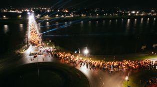 Lāčplēša dienas Lāpu gājiens Jēkabpilī