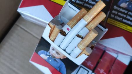 Aknīstes pagastā un Rīgā izņemti aptuveni divi miljoni nelegālo cigarešu