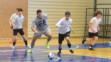 Noskaidroti Jēkabpils novada telpu futbola čempioni