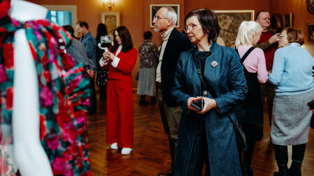 Krustpils pilī uzplaukst vairāk nekā 300 rožu stāsti