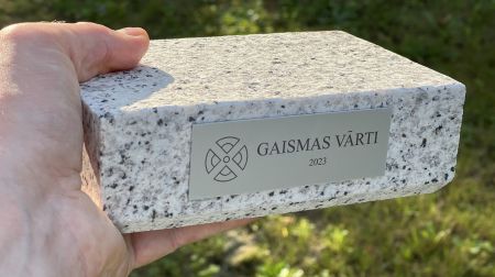 Latviešu valodas pamatlicējs Vecais Stenders svin 310 gadu jubileju